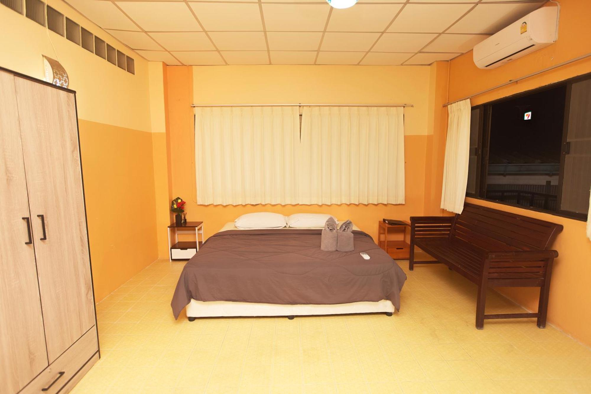Holiday Phangan - Hostel & Bar Thong Sala Luaran gambar
